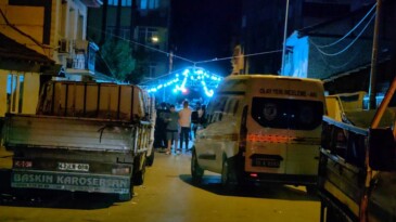 16 yaşındaki kız 10 yaşındaki çocuğu dövüp babasını bıçakladı