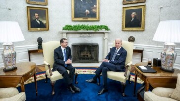 ABD Başkanı Biden, İsrail Cumhurbaşkanı Herzog’u Beyaz Saray’da ağırladı