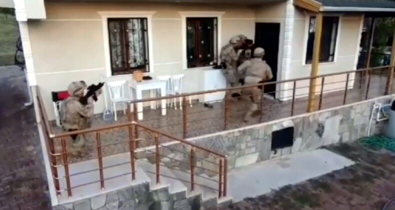 İçişleri Bakanı Yerlikaya: İnegöl Terkinler çetesi çökertildi, ele başı gözaltında