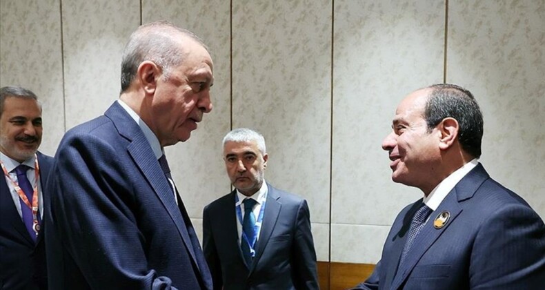 Cumhurbaşkanı Erdoğan, Mısır Cumhurbaşkanı Sisi ile görüştü