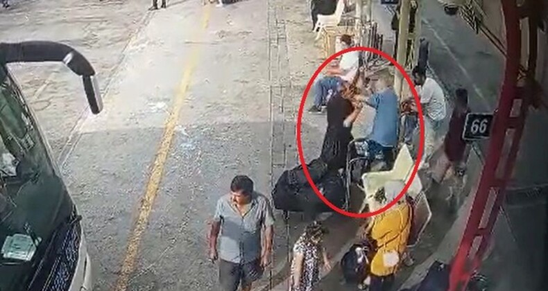 Kavga eden iki kişi aynı anda kalp krizi geçirdi