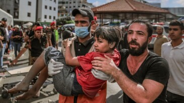 Dünya Doktorları İsrail’in Gazze’deki Hastane Saldırılarını Kınıyor