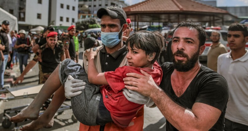 Dünya Doktorları İsrail’in Gazze’deki Hastane Saldırılarını Kınıyor