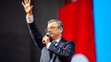 Özgür Özel CHP’nin yeni genel başkanı
