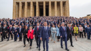 CHP’Lİ BAŞKANLAR İLK KEZ ANKARA’DA BULUŞTU