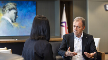 “MERSİN ANA KONTEYNER LİMANI CUMHURBAŞKANLIĞI YATIRIM PROGRAMI’NDAYDI”