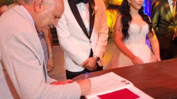 CHP’Lİ Dincer, nikah şahidi oldu