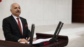 CHP’li Talat Dinçer: “Okullar Yıkılıyor, Cezaevleri Artıyor”