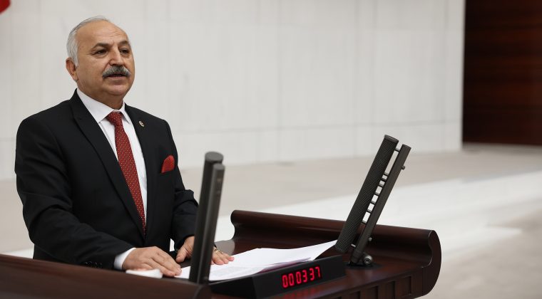 CHP’li Talat Dinçer: “Okullar Yıkılıyor, Cezaevleri Artıyor”
