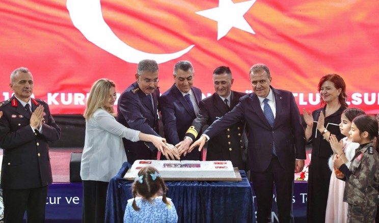 Vali Atilla Toros, Polis Haftası Programına Katıldı