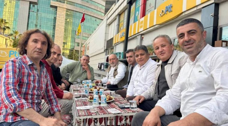 Gazetecilerden Hacı Bey Gurme Döner’e Tam Not