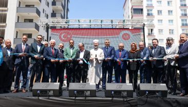 Erdemli ve Tarsus’ta Yeni İbadethaneler Hizmete Girdi