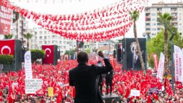 SEÇER: “YARGIYI BİR SOPA GİBİ KULLANIP, SİZİN İRADENİZİ GASP ETTİLER”