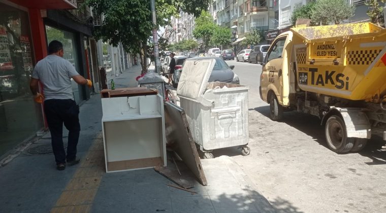 ÇÖP TAKSİLER HAFTA SONU DA MESAİDE