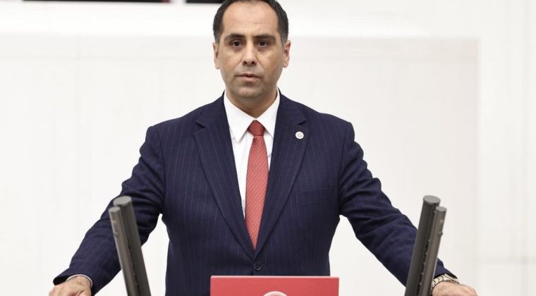 Kıratlı: “Mersin’e 80 yılda yapılan gölet ve barajların beş katından fazlasını biz yaptık”