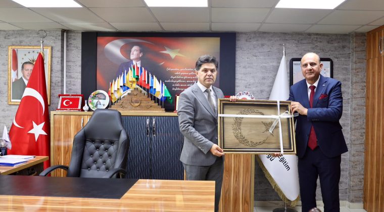 Özdemirci, ilçe ziyaretleri kapsamında Tarsus’ta