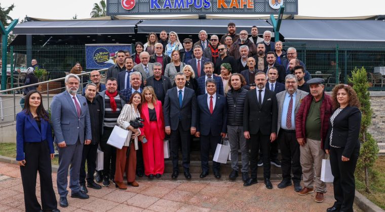Vali Atilla Toros, Basın Mensuplarıyla Bir Araya Geldi