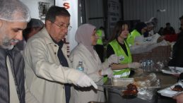 Emin Ucuz’dan Gönül Sofrasına Destek