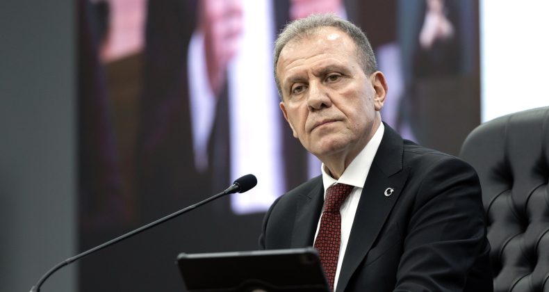 Gündemin Fırtınasında Kaybolmamak