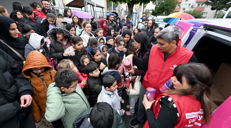 MERSİN BÜYÜKŞEHİR’DEN, ÇOCUKLARA BAYRAM SÜRPRİZİ