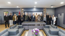 SEÇER: “MERSİN SANATLA BÜYÜYEN, ENERJİSİ YÜKSEK BİR KENT”