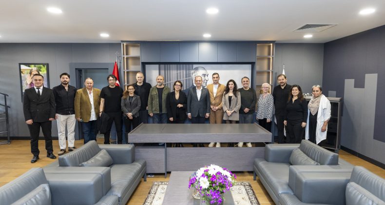 SEÇER: “MERSİN SANATLA BÜYÜYEN, ENERJİSİ YÜKSEK BİR KENT”