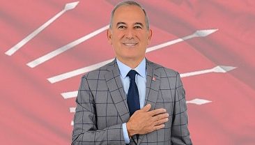 Başkan Deniz, sınıfı geçti