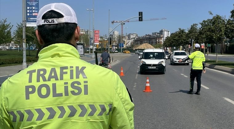 Güvenlik güçleri, basın kartını ibraz eden gazetecilerden ayrıca kimlik istemeyecek