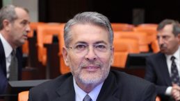 UYSAL, ÖĞRENCİ AFFINI BİR KEZ DAHA MECLİS’TE GÜNDEME TAŞIDI