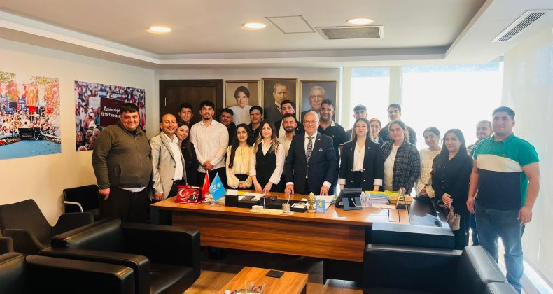 İYİ Parti Gençliği Kocamaz ile Ankara’da Buluştu