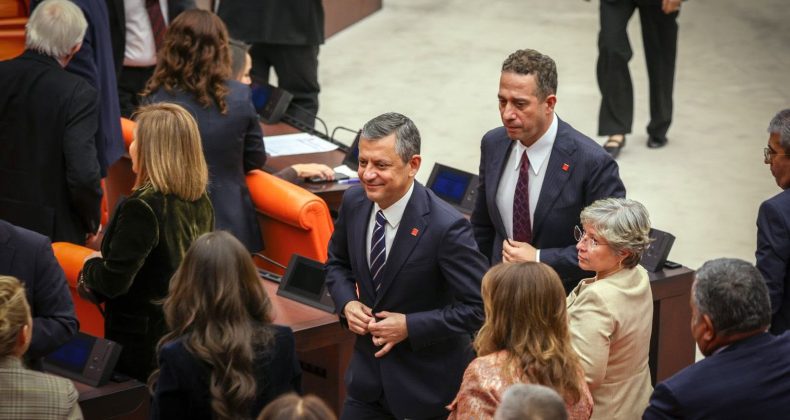 CHP’de 9 Milletvekili Disipline Sevk Edildi