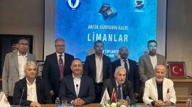 “Antik Dünyanın Kalbi: Limanlar” Okurla Buluştu